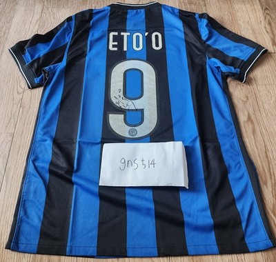 09/10 Inter Milan(Internazionale Milano) Samuel Eto'o Hand-Signed