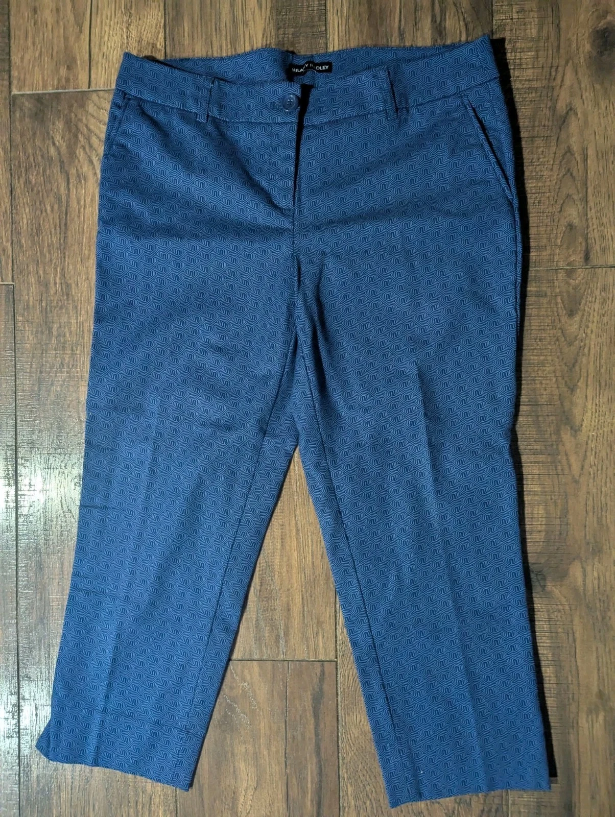 Hilary Radley Capri Crop Dress Pants Womens Size 10 Blue Geometric Print Stretch