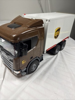 Bruder 1/16 Scania Super 560R UPS Logistics Truck Missing Back Doors And Lift