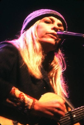 Rickie Lee Jones American singer songwriter during a concert 1995 Old Photo 2