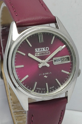 Seiko 5ACTUS 21J  Automatic Day/Date Wrist Watch For Men's In Working Condition