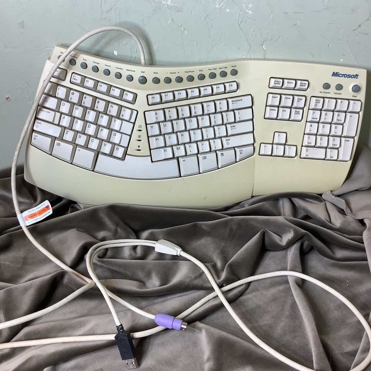 Keyboard Microsoft Natural Pro Ergonomic R19401 USB & PS/2 Keyboard Microsoft Natural Pro Ergonomic R19401 USB & PS/2