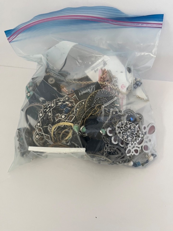 2 Premier Design Travel Bag/Jewelry Display Holders/Jewelry PreOwned