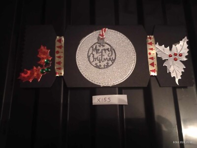 Luxus handgefertigte personalisierte Weihnachtskarte schwarze Kugel Stechpalme X155 Multibuy