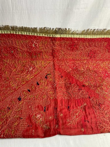 19th century European Silk and Gold thread - Picture 11 of 13
