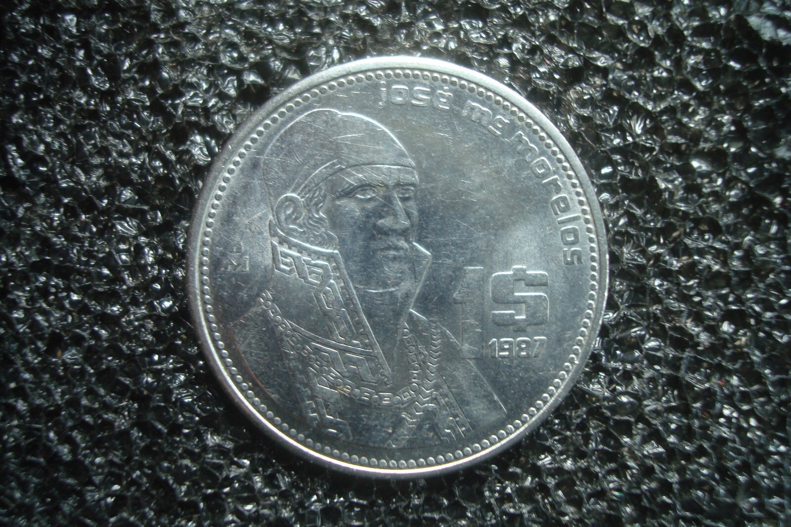 Foto 1 di 2