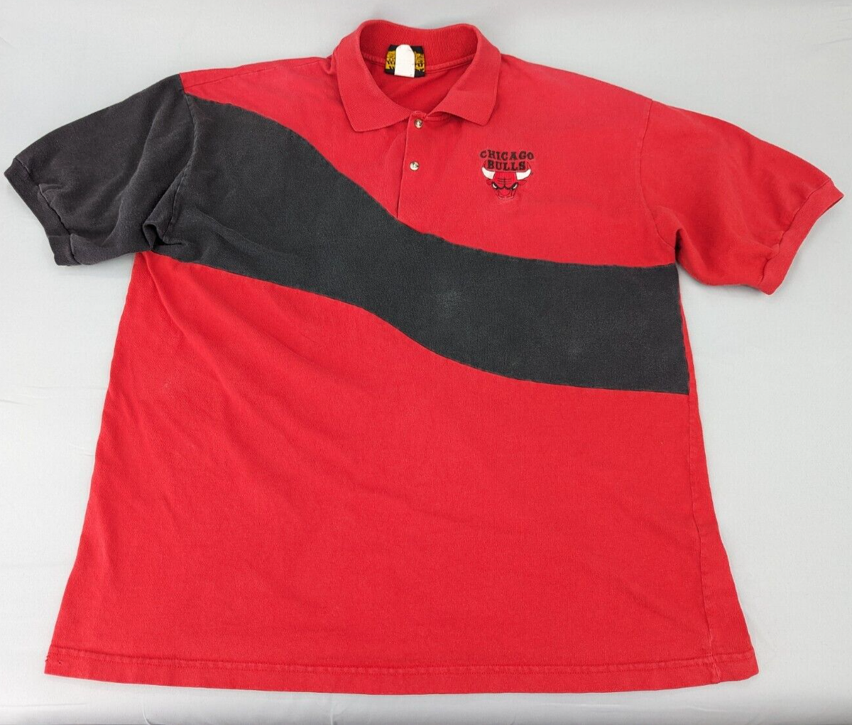 Vintage NBA Chicago Bulls Basketball Men's Red Black Polo Shirt