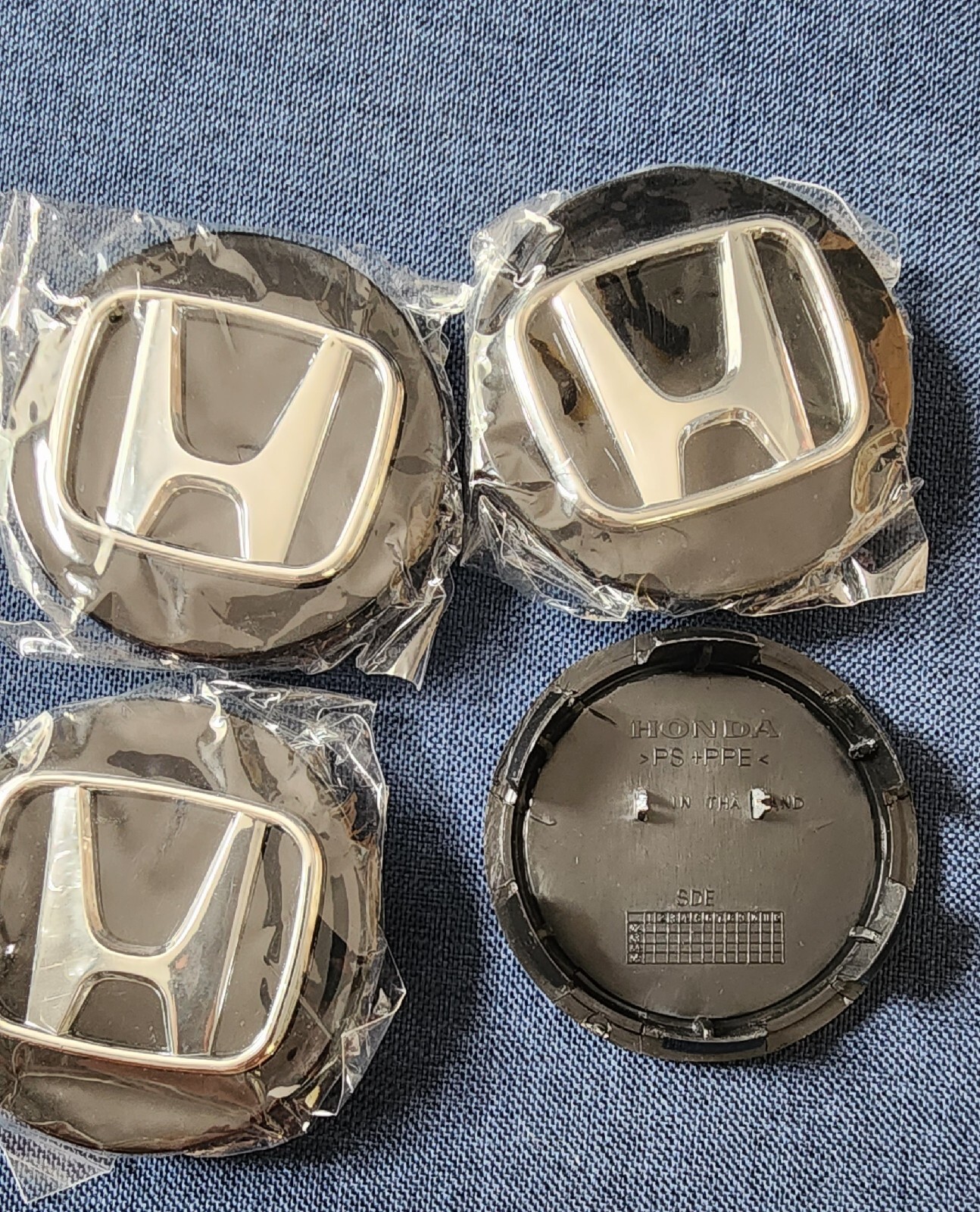 4x set of wheel center caps Honda Civic, Accord, HRV, CRV, Pilot 69