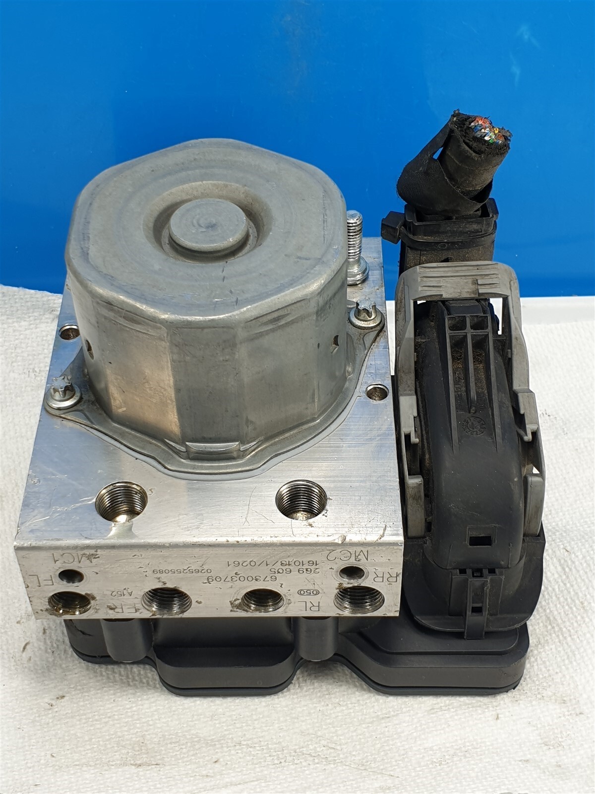 2014-16 Maserati Quattroporte M156 ABS AntiLock Brake Pump 673003709 OEM 112TP1