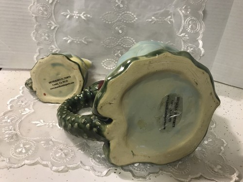 Henrickson Imports Majolica Style Frog Glazed Ceramic Teapot 8" & Creamer - Picture 10 of 12