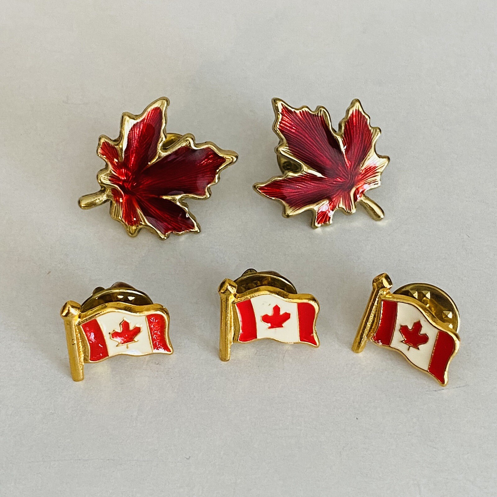 Toronto Pin Canada Red Maple Leaf Enamel Flag Lapel Hat Pins Tie Tacks Toronto Lot ...