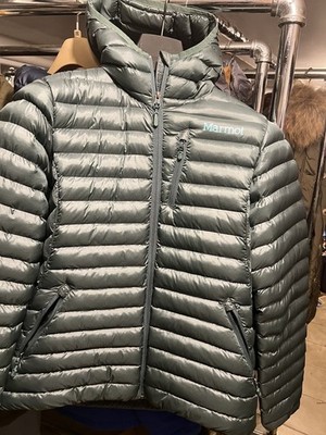 Marmot Insulated Puffer and Jacket Green M Hooded Full Zip Zipped Pockets Solid