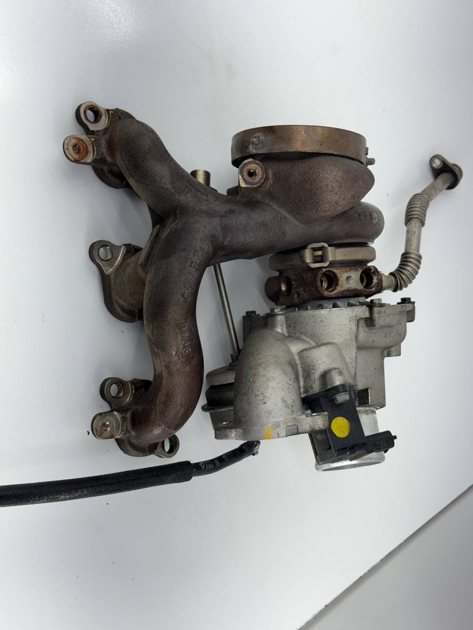 Maserati Ghibli  AWD 3.0 2014 Left Side Turbo Turbocharger Manifold 80k Miles