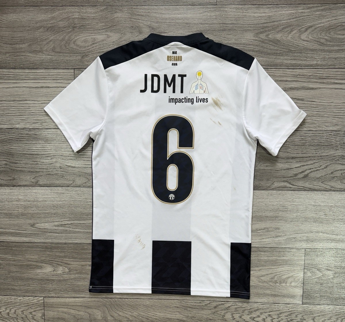 FC Zurich Zürich #6 Home FootbalІ Shirt Soccer Jersey Castore Size