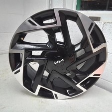 2023 Kia Sportage Oem Used Wheel Rim 19 Inch 19x7.5 Silver And Black A Condition 2023 Kia Sportage Oem Used Wheel Rim 19 Inch 19x7.5 Silver And Black A Condition
