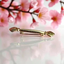 Bar Collar Tie Pin Open C Clasp Gold Tone Symmetrical Vintage (B110)