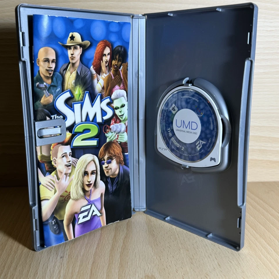 THE SIMS 2 PSP - PAL 🇮🇹 - COMPLETO - SèEDIZIONE 24/48H - Immagine 2 di 4
