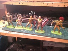 Britains Deetail Knights 1971 Gold Armour good shape metal bases