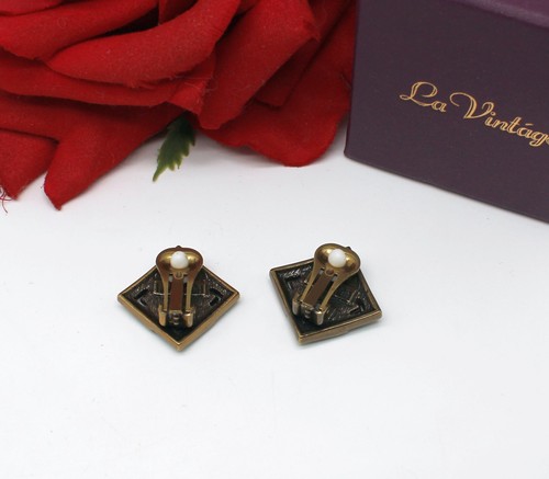 Gorgeous La Vintage Rhinestone Clip on Earrings CAT RESCUE - Picture 2 of 2