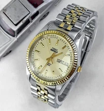 TIMEX VTG 1998 Gold 2-Tone Stainless Steel Bracelet INDIGLO Day Date 35mm Watch