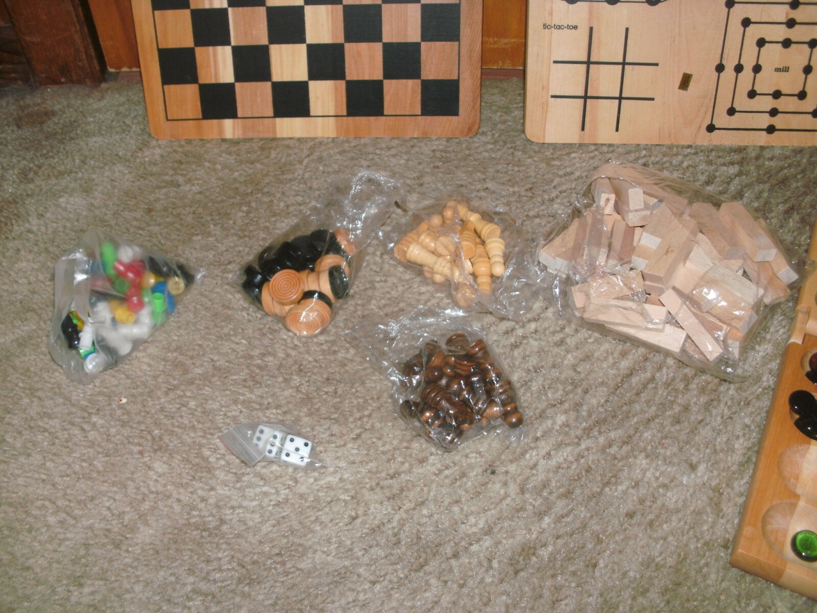 REGAL 12 GAME SET WITH SOLID WOOD GAME BOARDS & PIECES USED VERY LITTLE