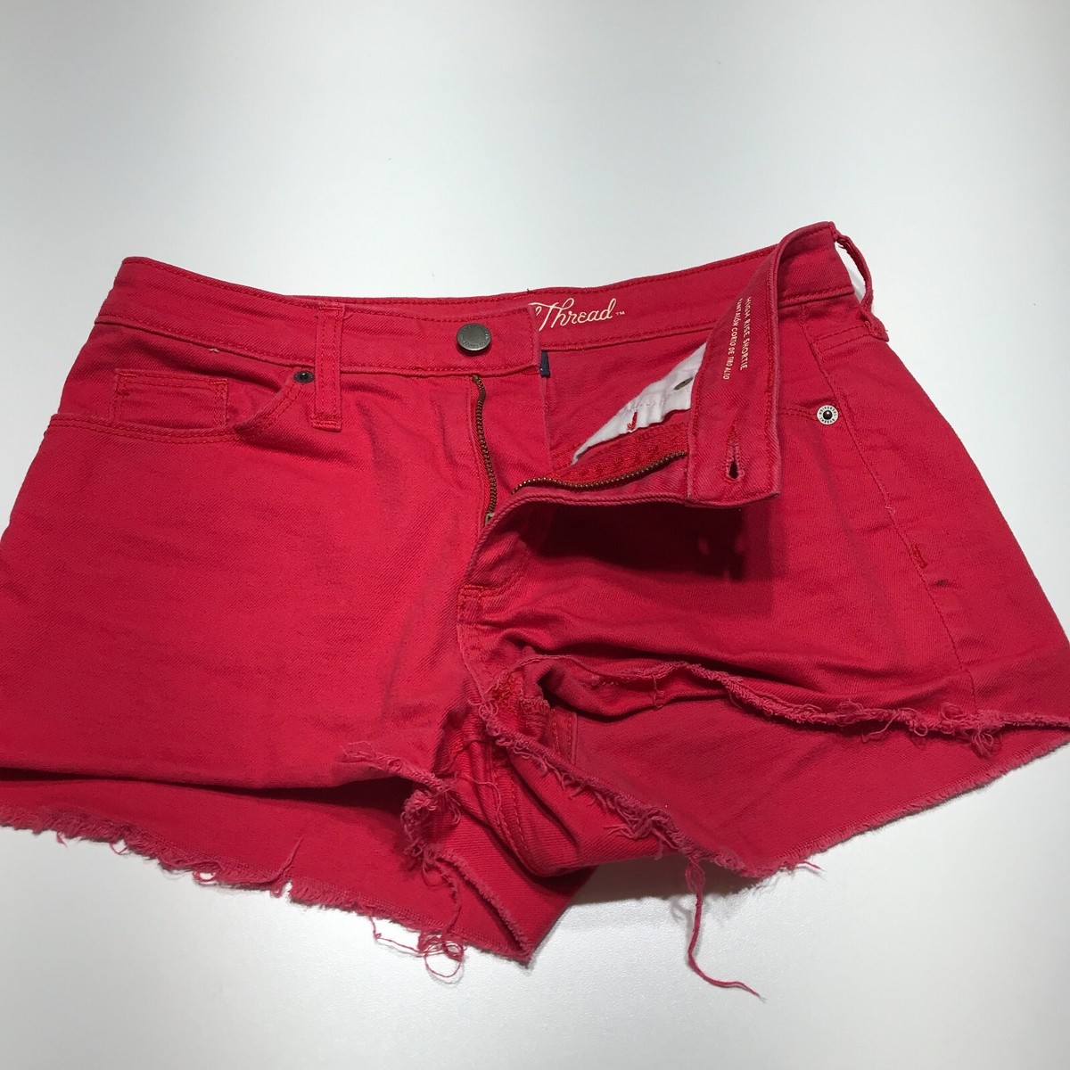 Universal Thread Shorts Womens Size 2/26 High Rise Red Denim Cut