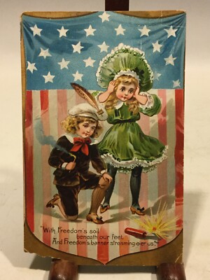 ANTIQUE WITH FREEDOMS SOIL BENEATH OUR FEET 4th OF JULY AMERICAN FLAG POSTCARD