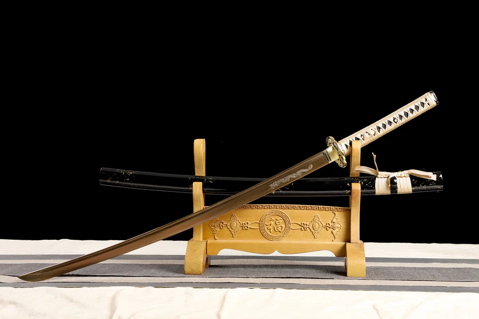 Espada Katana 1095 Acero Navaja Afilada Alta Calidad Full Tang Hecha a Mano Hoja Dorada Foto 3 de 4