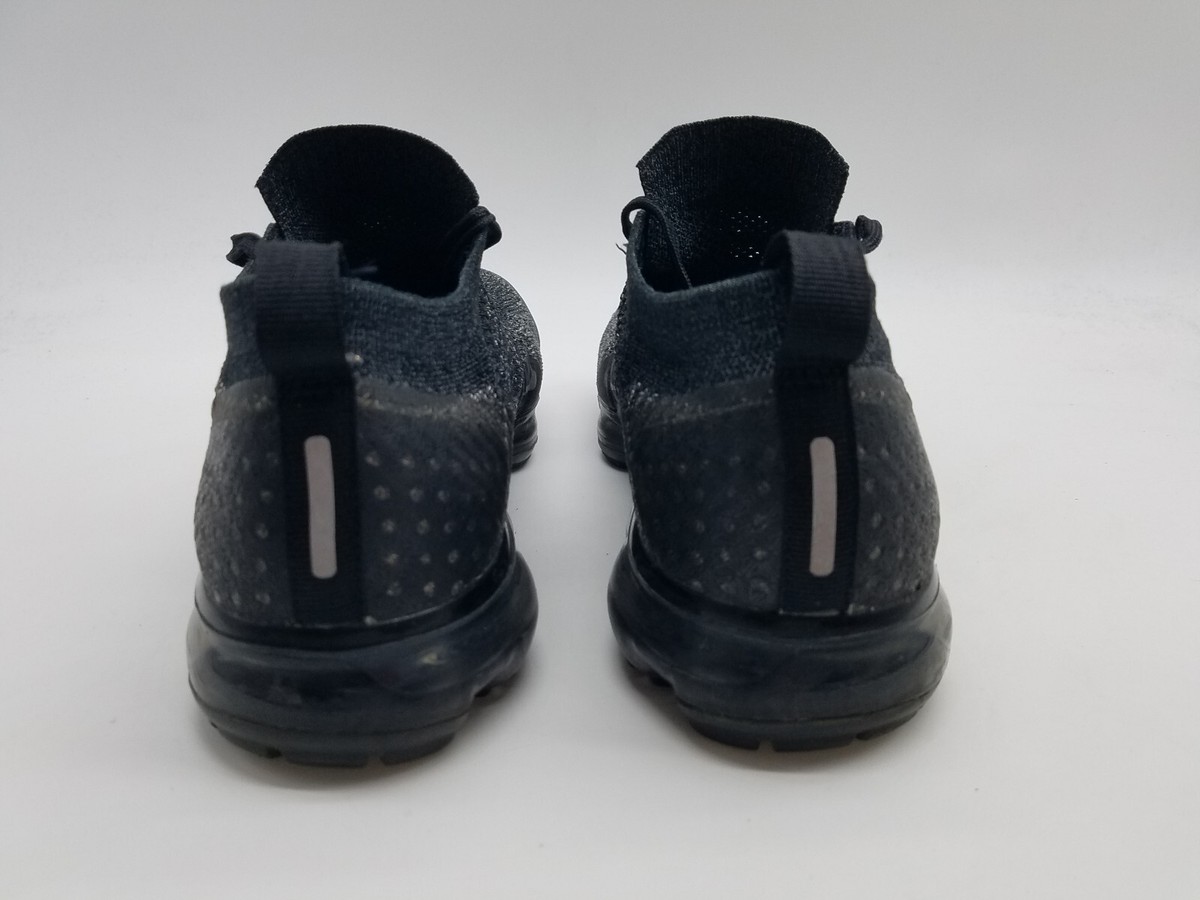 Nike VaporMax Flyknit Men\'s Athletic Shoes in Black and Gray Air Vapormax Flyknit 2  main image 4