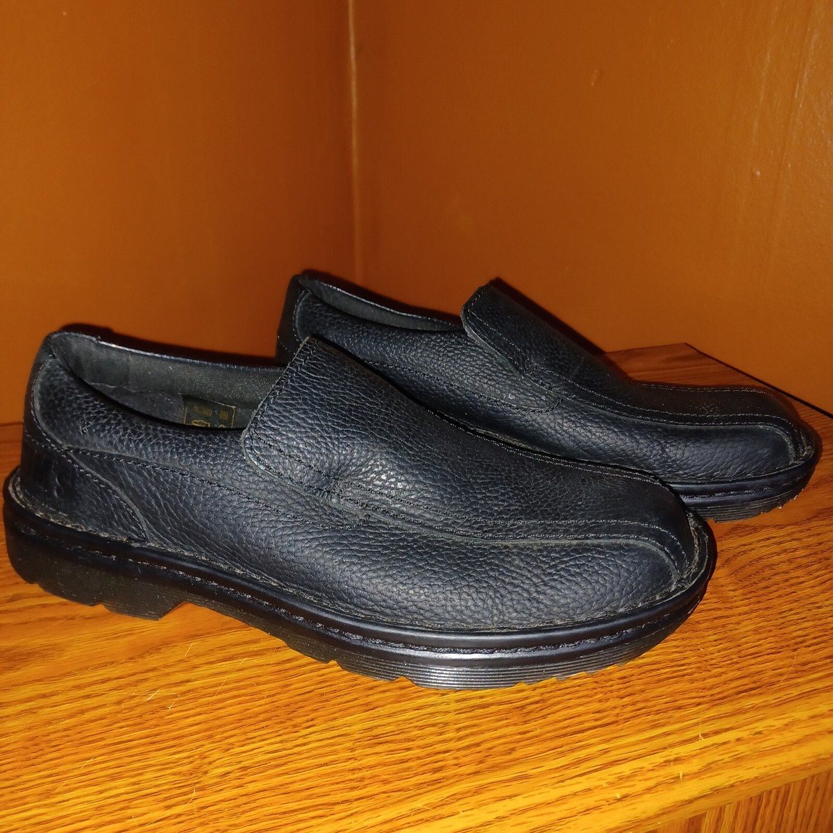 Dr. Martens Industrial Norfolk Black Leather Slip On Unisex  display picture 1