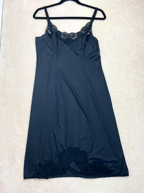 2 VTG Olga & Wandermaid 1980s Full Slip Black White Lace 34 A Antron Nylon