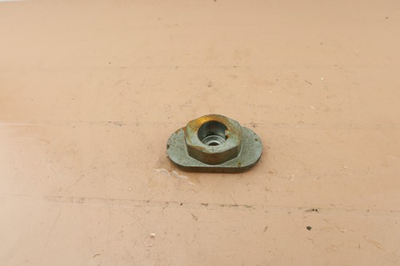 #ad Briggs amp; Stratton 8P502 0110 F1 Lawn Mower OEM Blade Adapter 581547901 $9.99