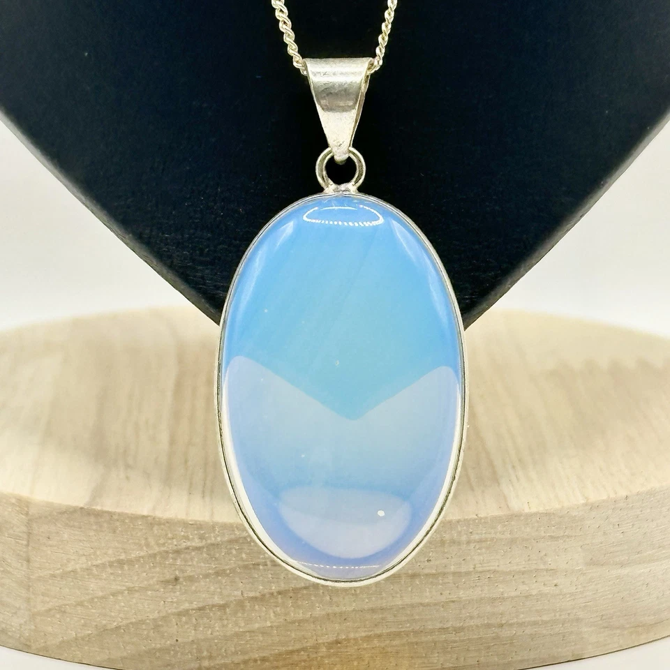 "Collar colgante de vidrio opalita iridiscente azul opalescente fuego 18""" Foto 2 de 4