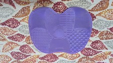 Silicone Makeup Brush Cleaning Mat Suction Cup for Sink