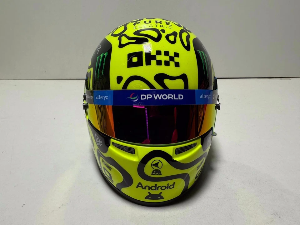 Lando Norris 2024 Bell Helm McLAren Mercedes Formel1 F1 1:2 1/2Modell - Bild 3 von 4