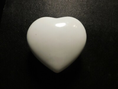 White Porcelana Schmidt Brasil Trinket Box- Very Nice- ff449xcx