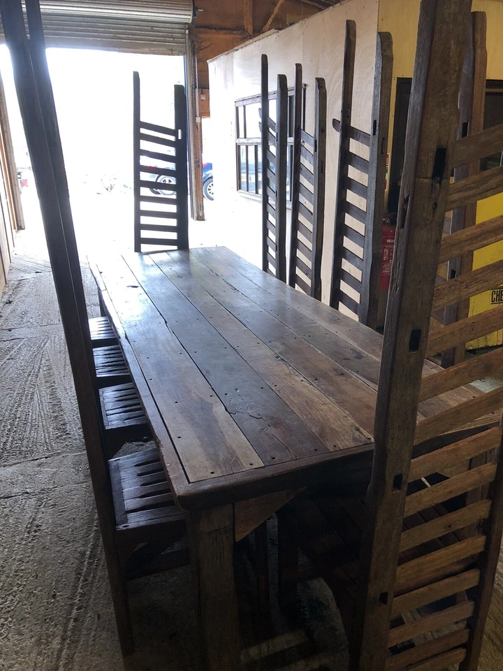 Very Large Bespoke Rustic Stunning Table & Chairs Very Rare Sits 10 People - Image 4 of 4