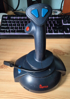 Genius Flight 2000 F-16 Joystick