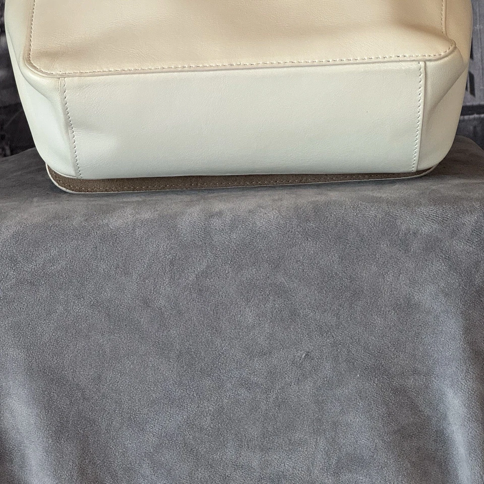 RARO Bolso Bandolera Furla Hombro “Deliziosa” Mariposa 100% Auténtico  Foto 3 de 4