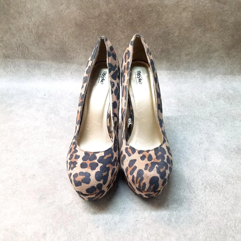 Zapatos de tacón Mossimo para mujer talla 7 de tela marrón con estampado de guepardo sin cordones de plataforma Foto 2 de 4
