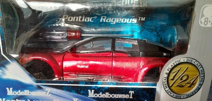 MINIATURE PONTIAC RAGEOUS  1.24 motor max a monter - Photo 2/4