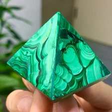 71G Natural malachite Pyramid Chakra Treatment Energy Stone Generator Spiritual