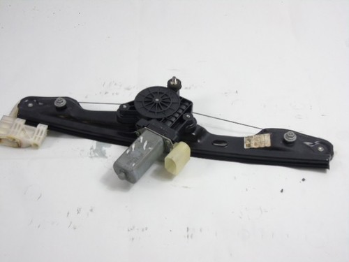 BMW F20  1er Fensterhebermotor hinten links 7242555 64-16