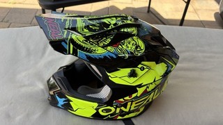 O'Neal Racing Youth 2SRS Villain Motocross Helmet Neon Yellow/Black Size Y LG