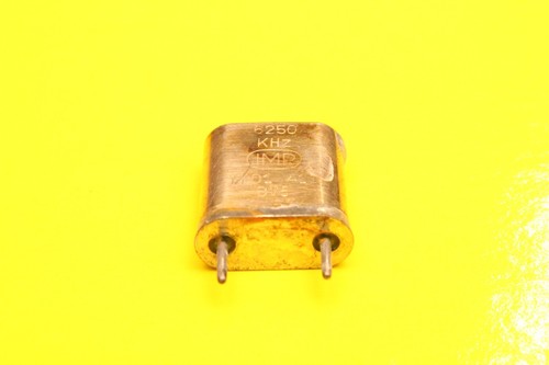 CRISTAL - CUARZO - 6250 kHz - 6.25 MHz - CR-18/U Caja - GRC-9 - Zdjęcie 2 z 2