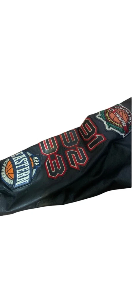 Chicago Bulls Jeff Hamilton Repeat 3Peat 1998 NBA Champs Varsity Jacket 90s   - Image 4 of 4