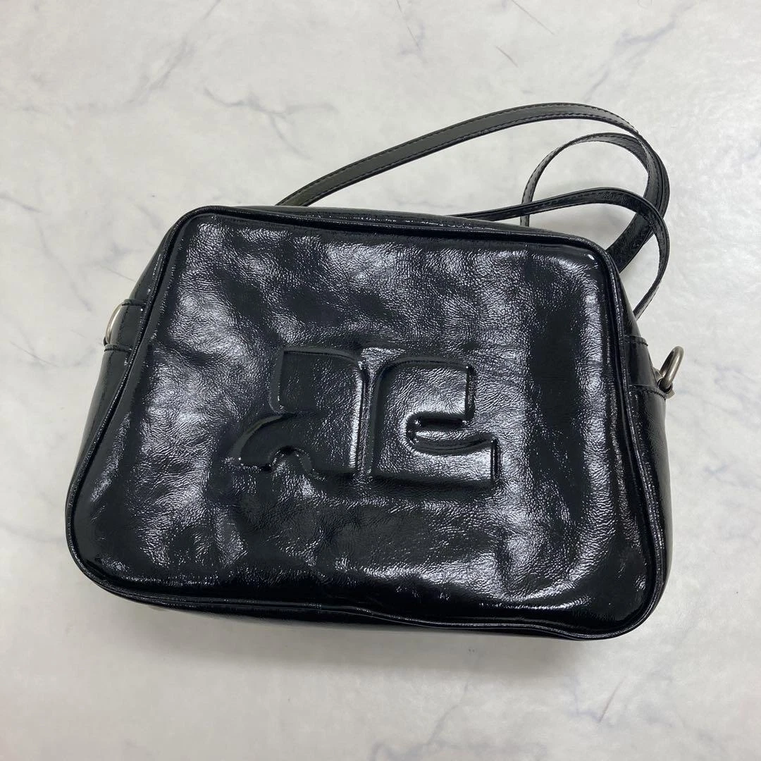 courreges enamel leather shoulder bag black made in Spain second