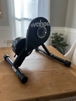 Wahoo KICKR CORE Smart Trainer Indoor Bike Cycling Training (comes w/ Cassette)