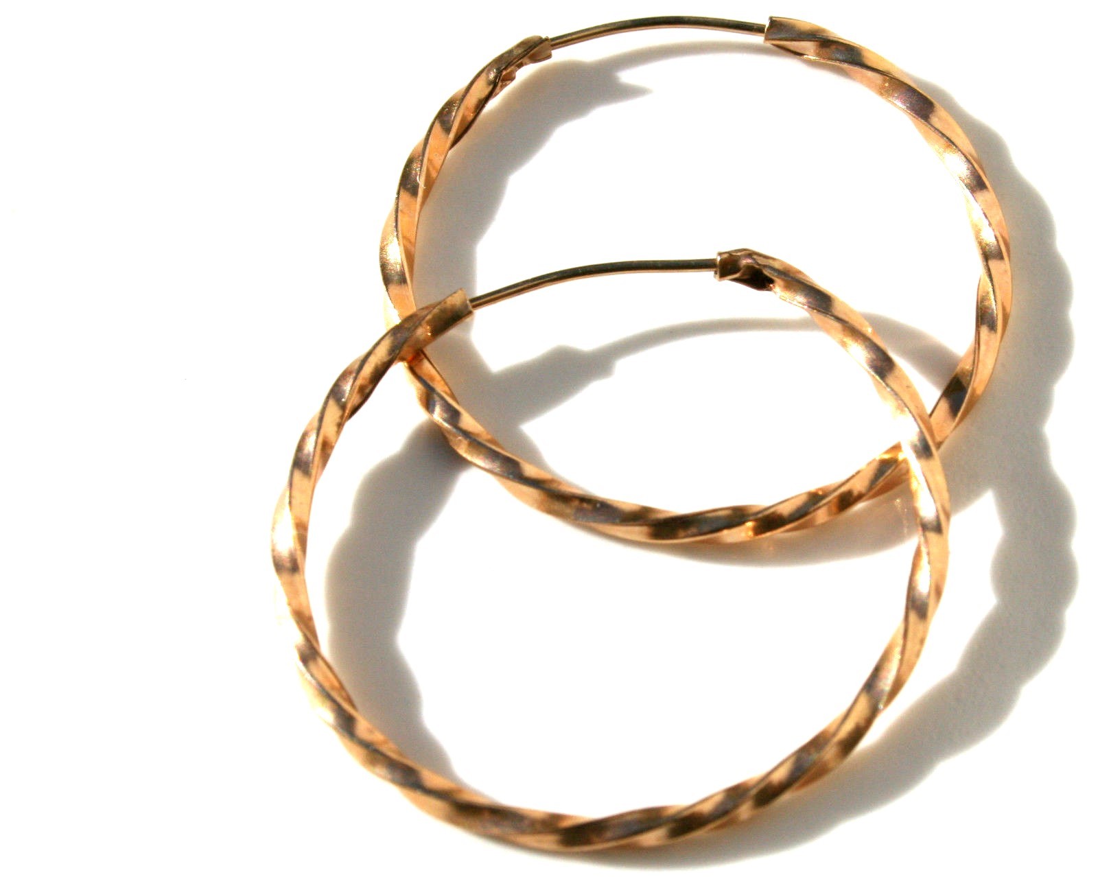 14K GF GOLD FILLED PERFECT HAND CRAFTED SWIRL HUGGIE 28 mm  HOOP EARRINGS