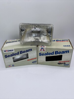 Pair Wagner 4652 / H4656 Low Beam Headlight